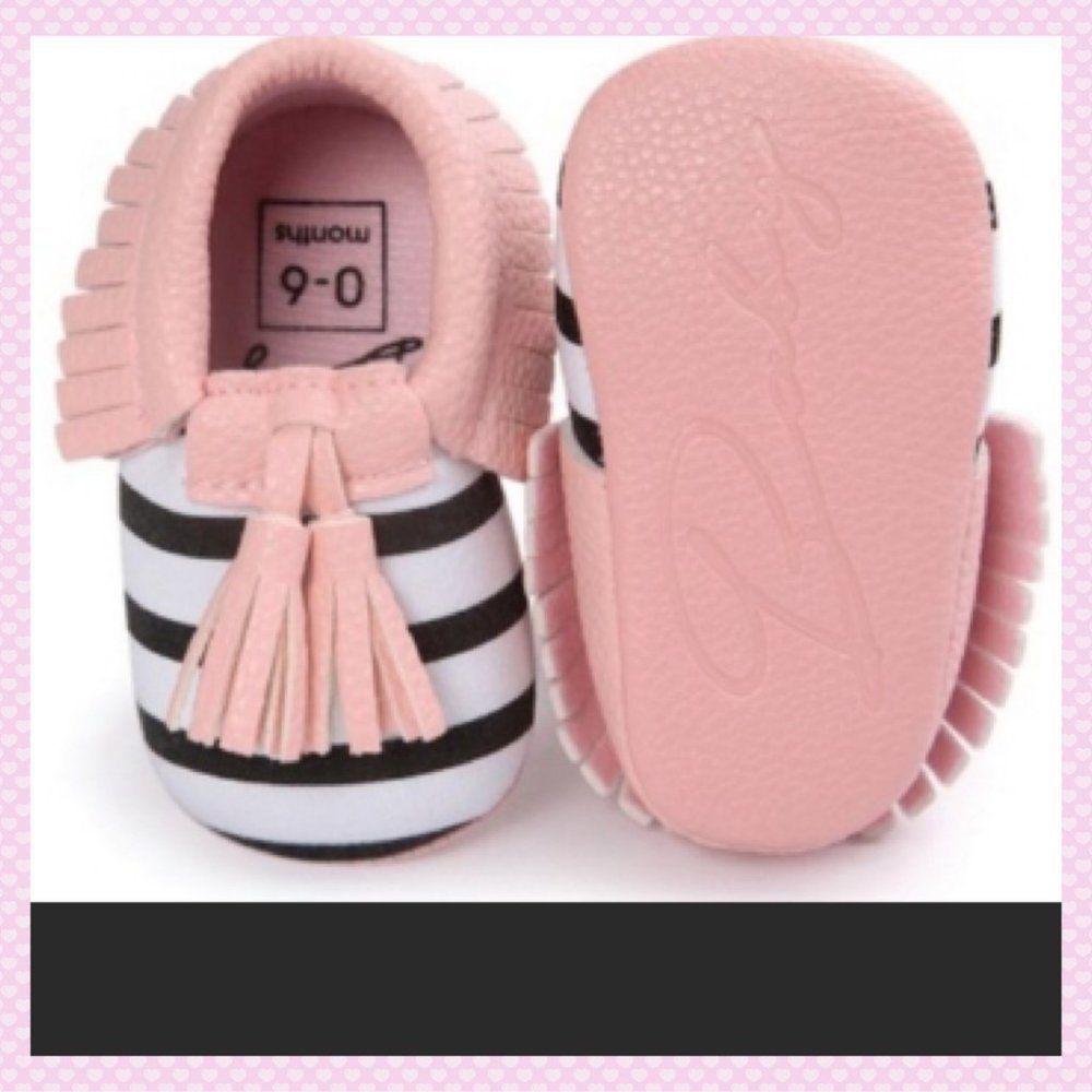 🎉HP🎉 NWT, Infant-Toddler Pink & Black Striped Moccasins: 6-18 month sizes - Picture 2 of 3